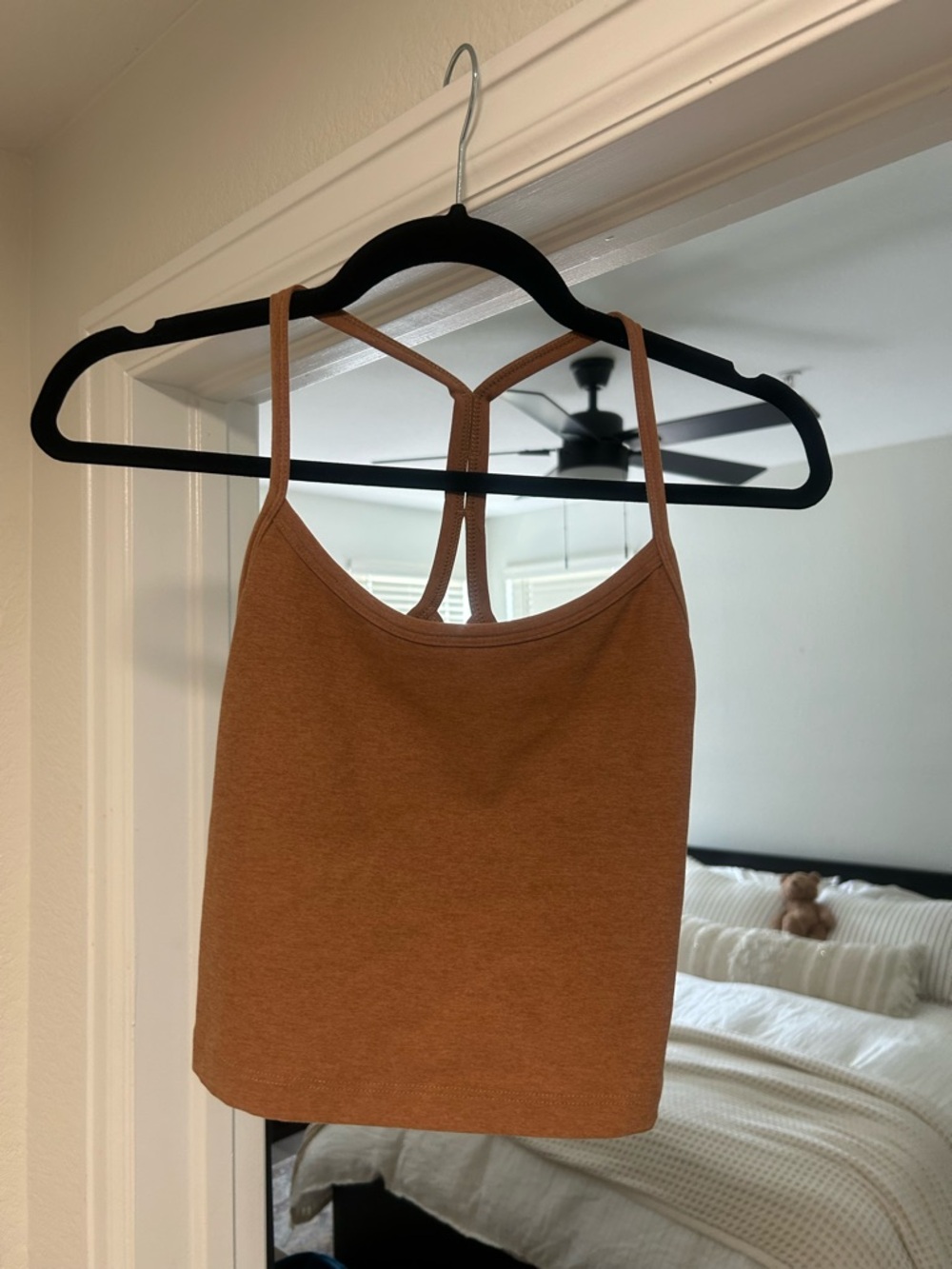 Beyond Yoga Caramel Toffee Heather Spacedye Slim Cropped Tank - Medium